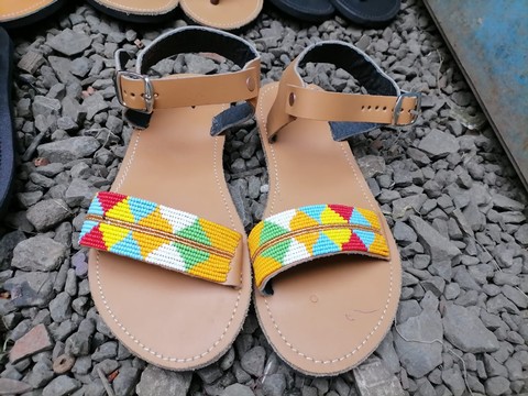 Sandales Masaï / sandales en cuir africain / sandales africaines en perles