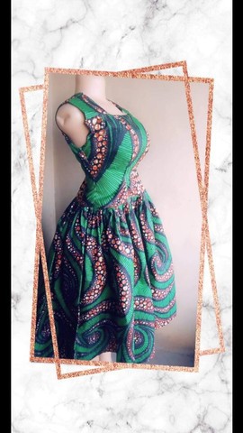 Robe évasée mi-longue africaine Bibitayo