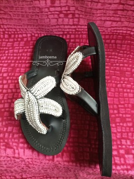 Sandales pour femmes africaines, sandales Massaï, sandales d'été, sandales en cuir perlé, chaussures pour femmes