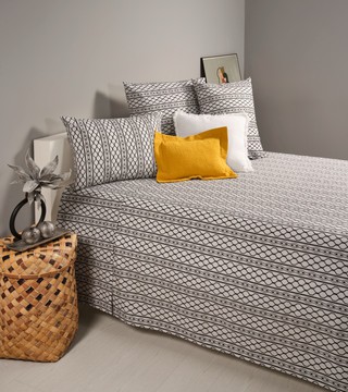 Parure drap Akassi Noir et Blanc 100% coton 60fils/cm2 ,240*300cm