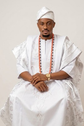 Yoruba Groom white damask Agbada| Nigerian Traditional wedding attracts