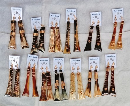 Horn earrings, wholesale earrings, handmade earrings,13 pairs of earrings.