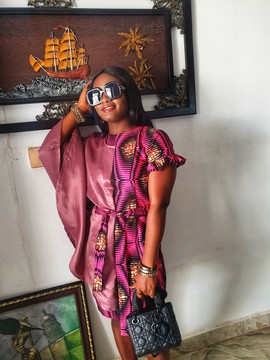 Chic African Woman Mid-length Dress|Plus Size|Wedding/Special occasions/Black Friday Deals
