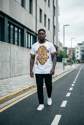 Men's embroidered shirt