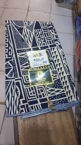 Tissu pagne Ndop Bamiléké du Cameroun en coton 6 yards