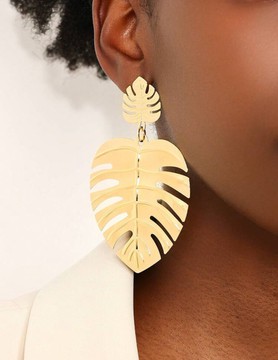 Magnifique paire de boucles d'oreilles en acier