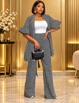 Ensemble deux pièces statement pour femme en Ankara, mode africaine noire et blanche pour femme
