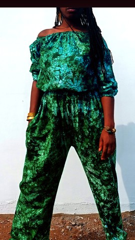 Dye tie top and bottom