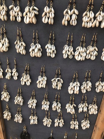 Vente en gros boucles d'oreilles coquillage / boucles d'oreilles cauris / boucles d'oreilles coquillage