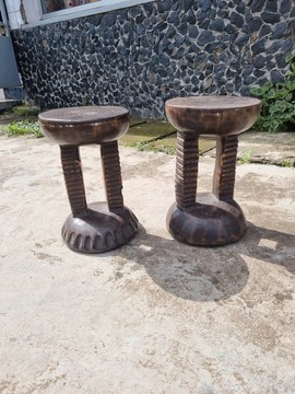 Lot de 2 Petits Tabourets Bamiléké Africain