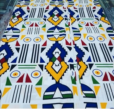 Tissus Wax 100 % coton 2 yards 1m80 "kirikou blanc" "