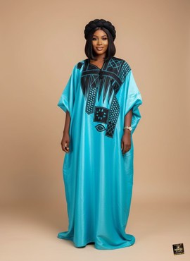 Boubou en crêpe turquoise brodé