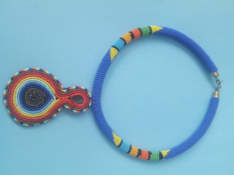 Collier femme africaine / colliers zoulou / collier maasai / chaîne africaine