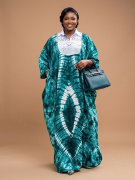 Robe kaftan de mariée africaine verte tie-dye avec bordure à volants et gele automatique