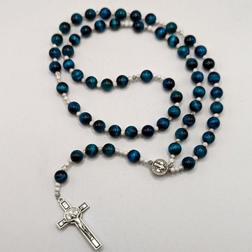 Chapelet 📿 Catholique avec croix Saint Benoît:Œil de tigre ble,Howlite/pierre naturelle/Madagascar