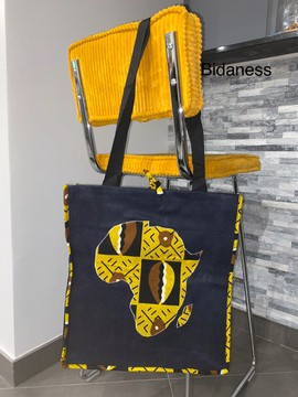 Africa map shape tote bag