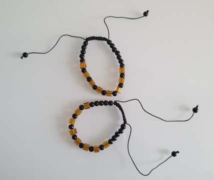 Set of two brown bracelets