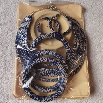 Parure Bijoux Ndop Cameroun Collier + Bracelets + Boucles d'oreilles Traditionnel