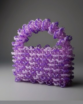 Le sac perlé Amethyst Dream fabriqué en Afrique