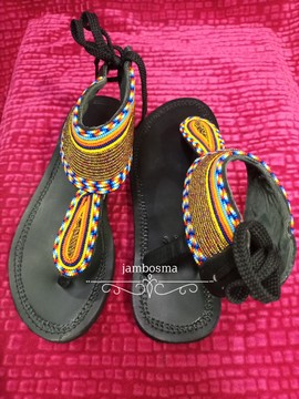 Sandales pour femmes africaines, sandales Massaï, sandales d'été, sandales en cuir perlé, chaussures pour femmes