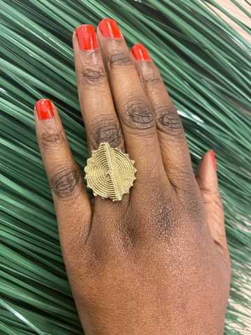 Beautiful bronze ring "Akan"