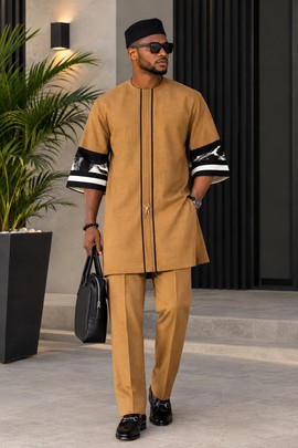 Tenue de sénateur homme camel/moutarde – Ensemble 2 pièces avec tunique à poignets contrastés et pantalon