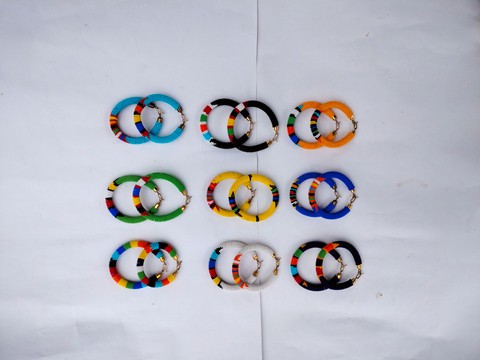 Wholesale set of 12 beaded bracelets, family gift for beaded bracelets, mixed sizes bracelets