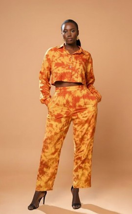 Chic Orange Tie-Dye Crop Suit for Trendy Casual Wear