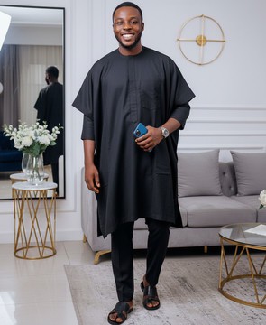 Men's Black Agbada-Style Senator Outfit – Premium African Kaftan Top, Inner &amp; Trouser Set