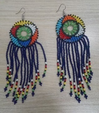 Boucles d'oreilles de perles africaines avec glands, boucles d'oreilles à franges, boucles d'oreilles élégantes, boucles d'oreilles colorées, boucles d'oreilles Boho