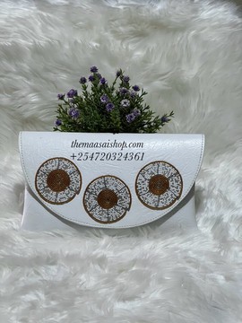 KENYAN BEADED CLUTCH BAG