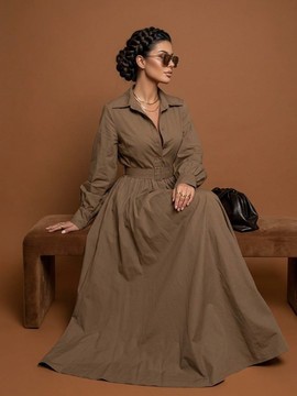Robe-chemise longue jusqu’au sol avec ceinture
