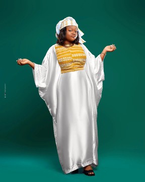 ANKA boubou in silk and Kente