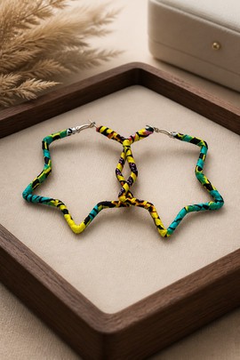 earring In the form of a star