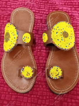 Sandales pour femmes africaines, sandales Massaï, sandales d'été, sandales en cuir perlé, chaussures pour femmes