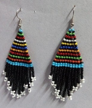 Boucles d'oreilles de perles africaines avec glands, boucles d'oreilles à franges, boucles d'oreilles élégantes, boucles d'oreilles colorées, boucles d'oreilles Boho