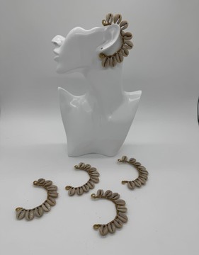 20 boucles d’oreilles créoles en cauris | Boucles d’oreilles africaines en coquillages faites à la main | Boucles d’oreilles bohèmes imposantes