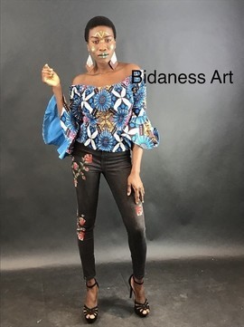 Crop top with flared sleeves