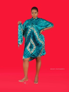 African print shirt dress with collar and buttons in front