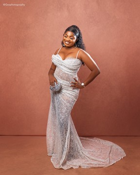 Robe de soirée blanche, robe longue blanche, robe drapée de luxe blanche