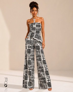 Ensemble maxi jupe et son crop top asymétrique assorti