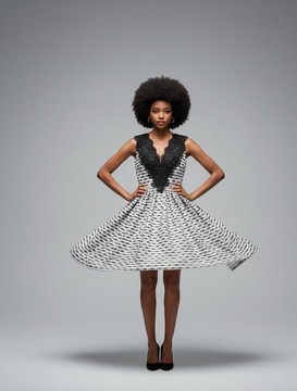 Robe "Audace &amp; Dentelle" - Mi-longue en Wax