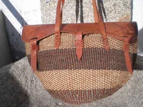 Sisal Handwoven tote bag with zipper and lining