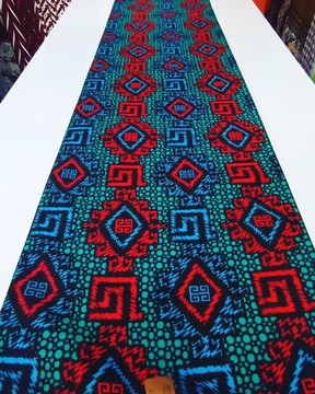 Tissus Wax Ankara 6 yards 100 % coton "massaï"