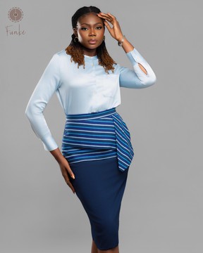 Chemise en soie bleu ciel