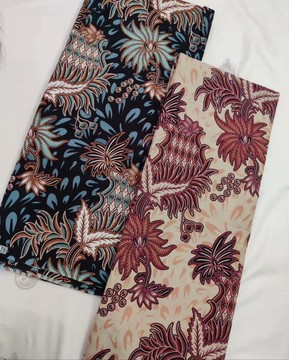 Hand-drawn Batik/ Hand-dyed/ Natural Dye/ Cotton Sarong/ Home Decor Fabric/ Dress Fabric