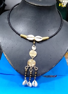 Collier de cauris, collier de coquillage, collier traditionnel, collier africain
