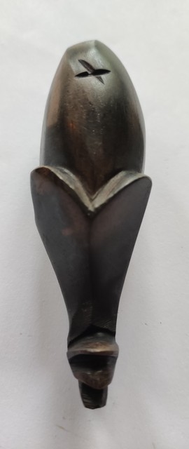 Décapsuleur en bois ébène masque africain - ouvre bouteille