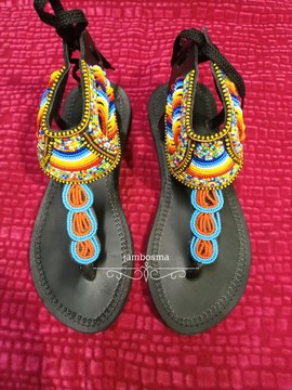 Sandales pour femmes africaines, sandales Massaï, sandales d'été, sandales en cuir perlé, chaussures pour femmes