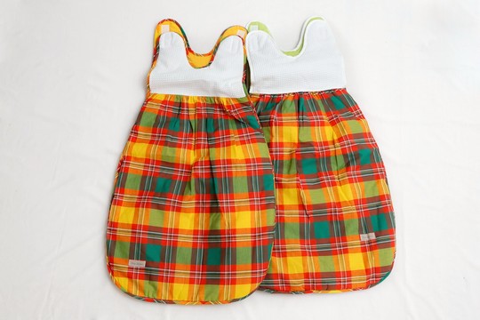 Gigoteuse Madras Vert Orangé Fait main. 0 à 12 mois